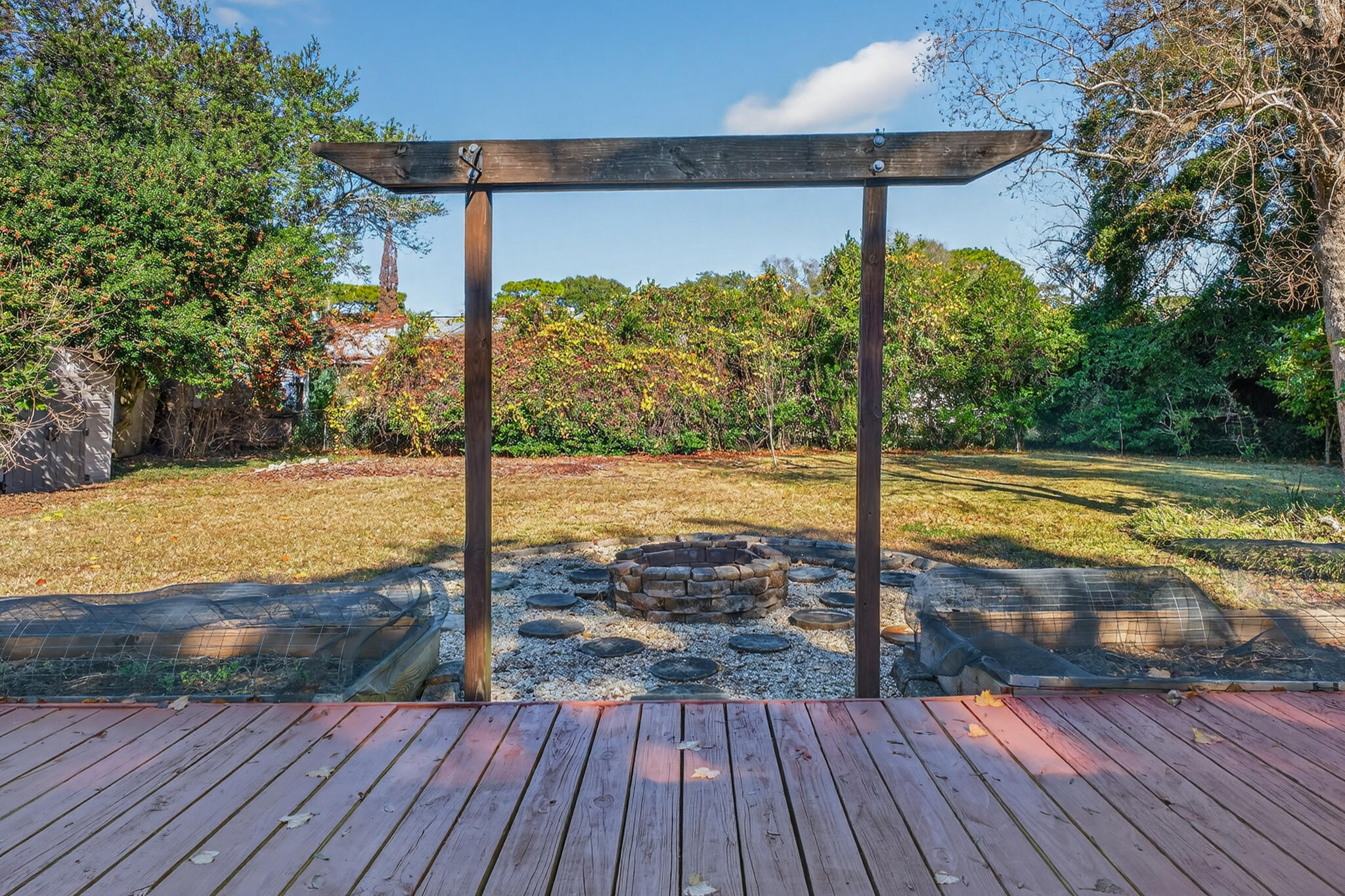 BAYOU POQUITO - Residential