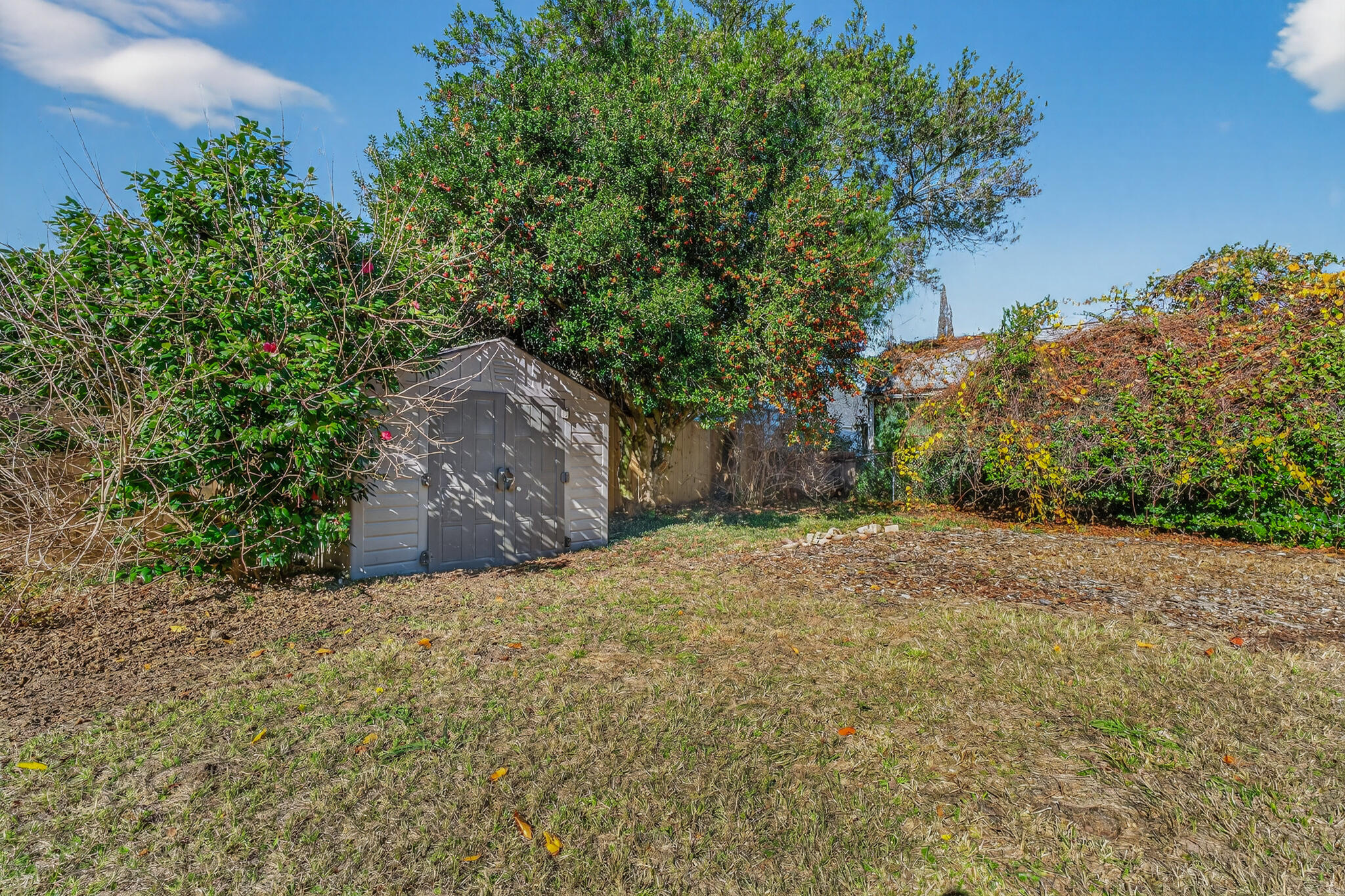 BAYOU POQUITO - Residential