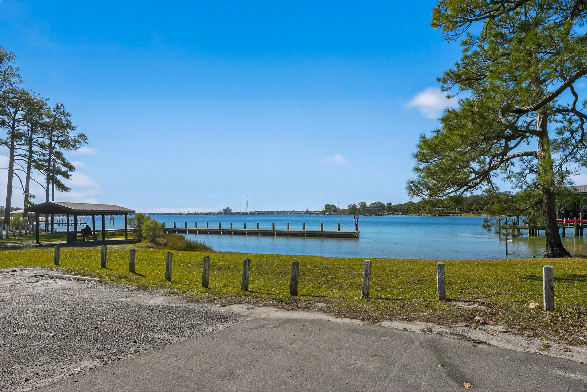 BAYOU POQUITO - Residential