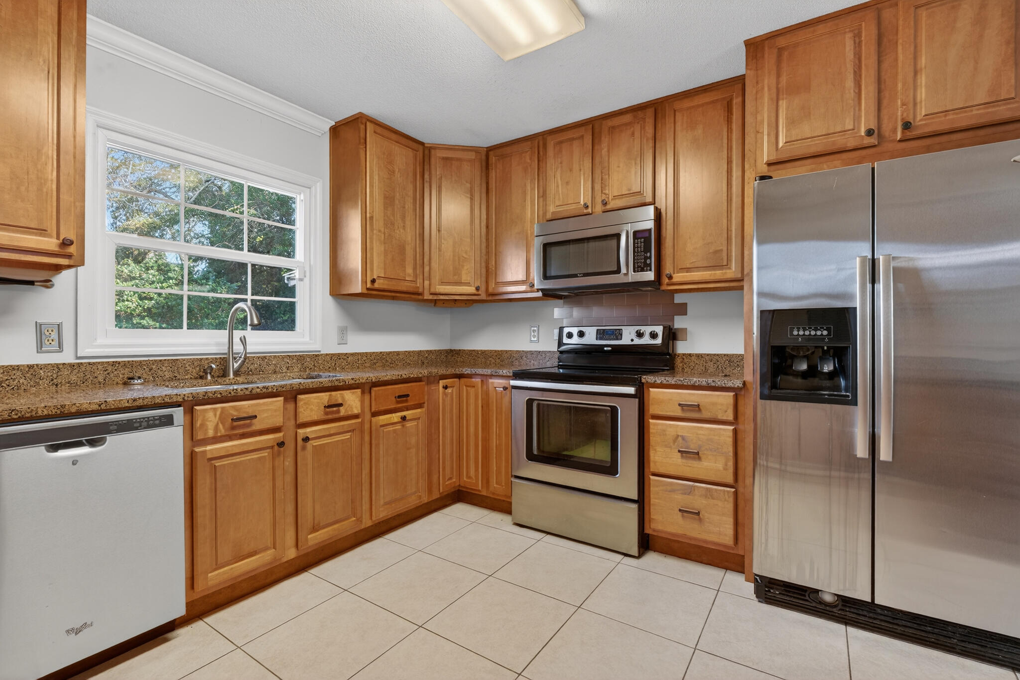 BAYOU POQUITO - Residential