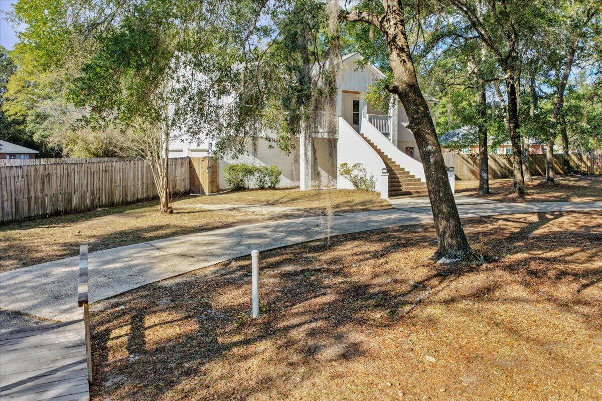 HOLLEY SHORES - Residential