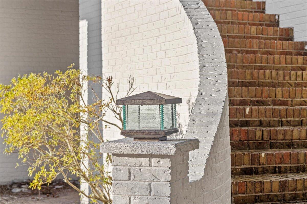 HOLLEY SHORES - Residential