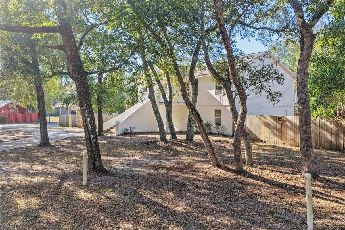 HOLLEY SHORES - Residential