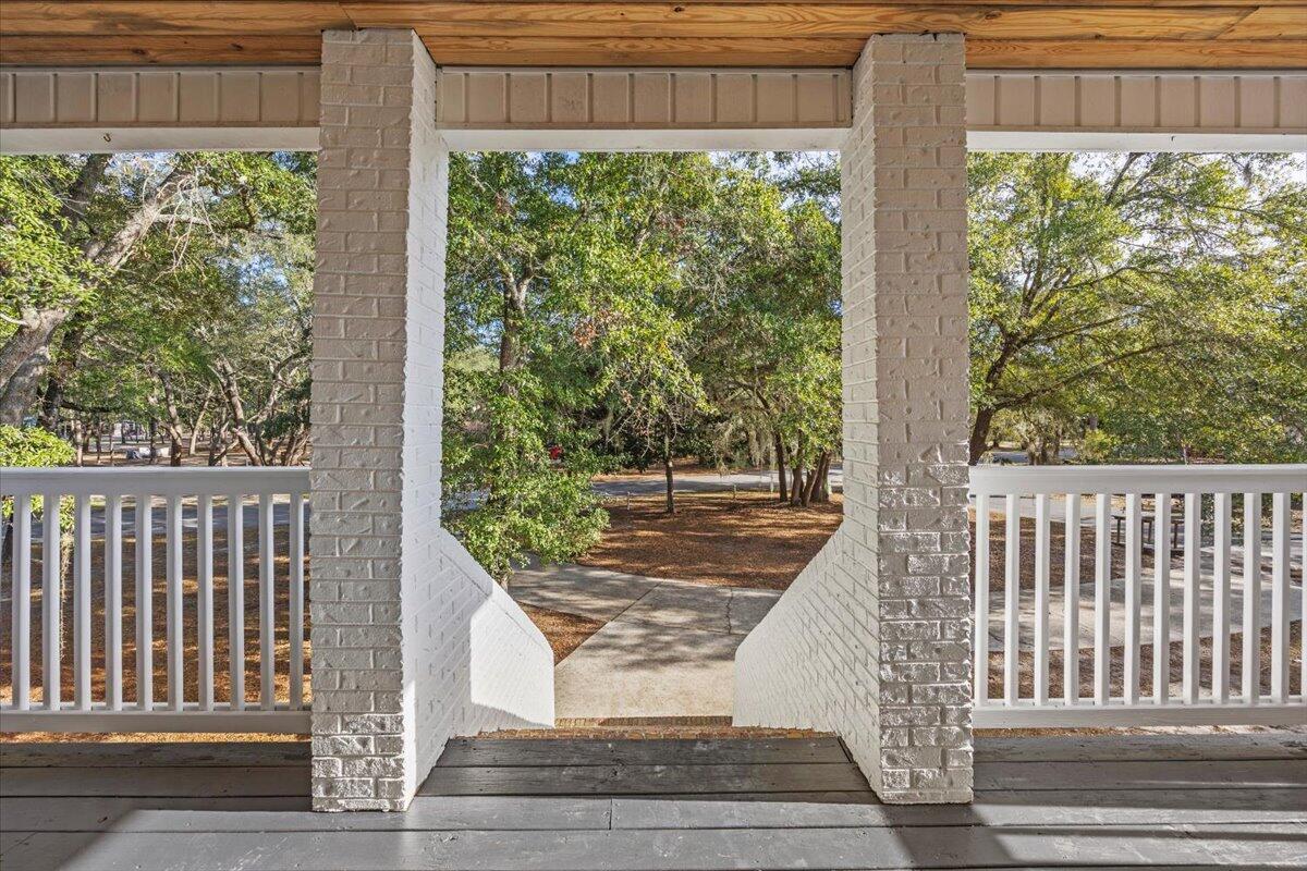 HOLLEY SHORES - Residential