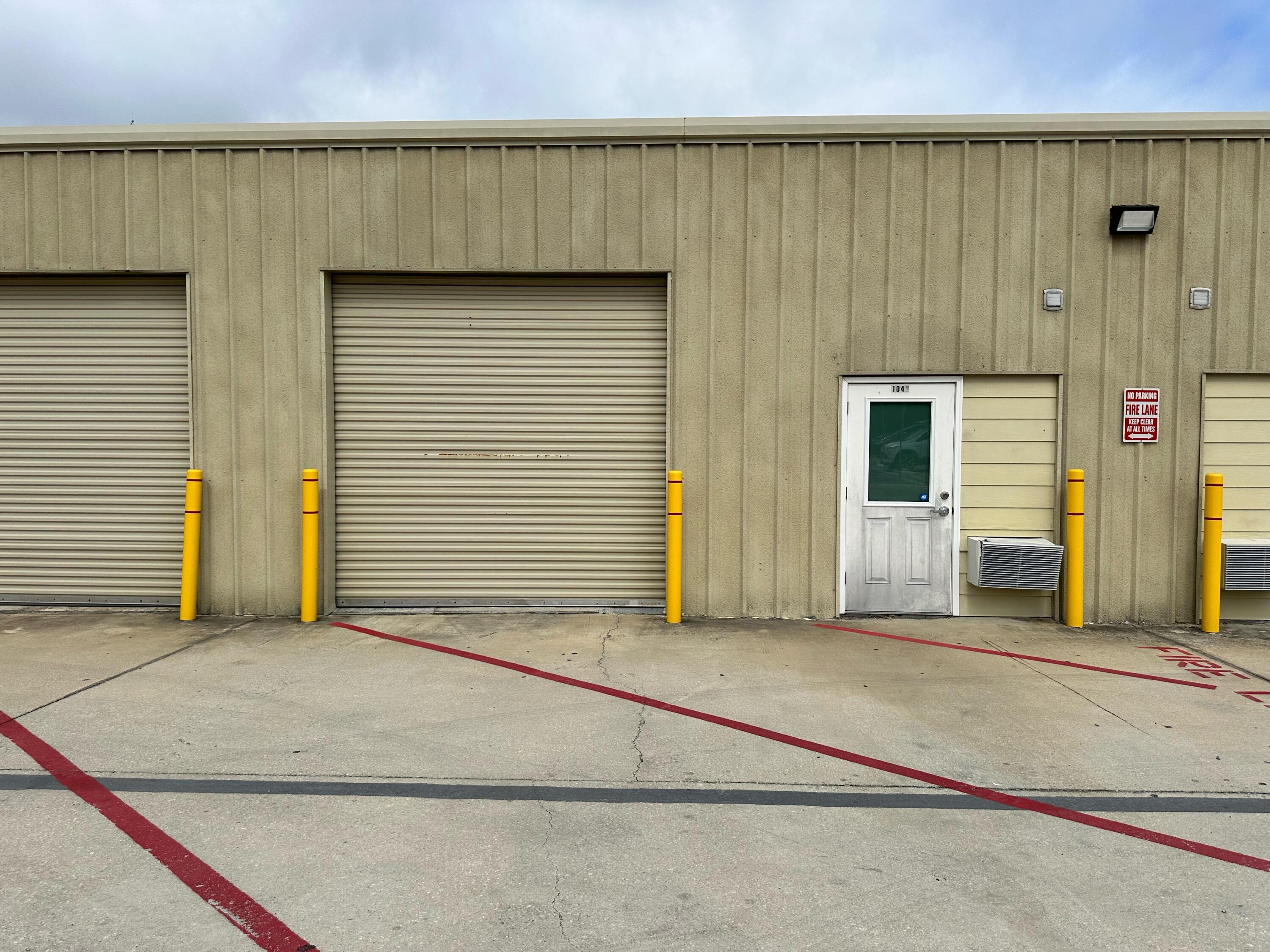 104 H 1,500 Sq ft with 10 x 10 roll up door. Has a 10 x 8 front office with A/C