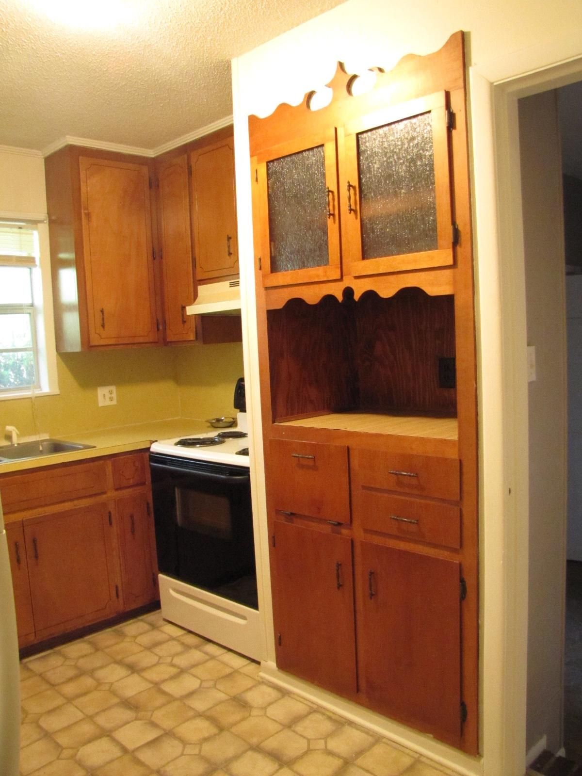 ADAMS POWELL EAST - Residential Lease