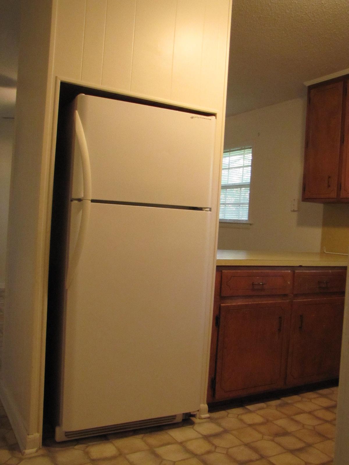 ADAMS POWELL EAST - Residential Lease