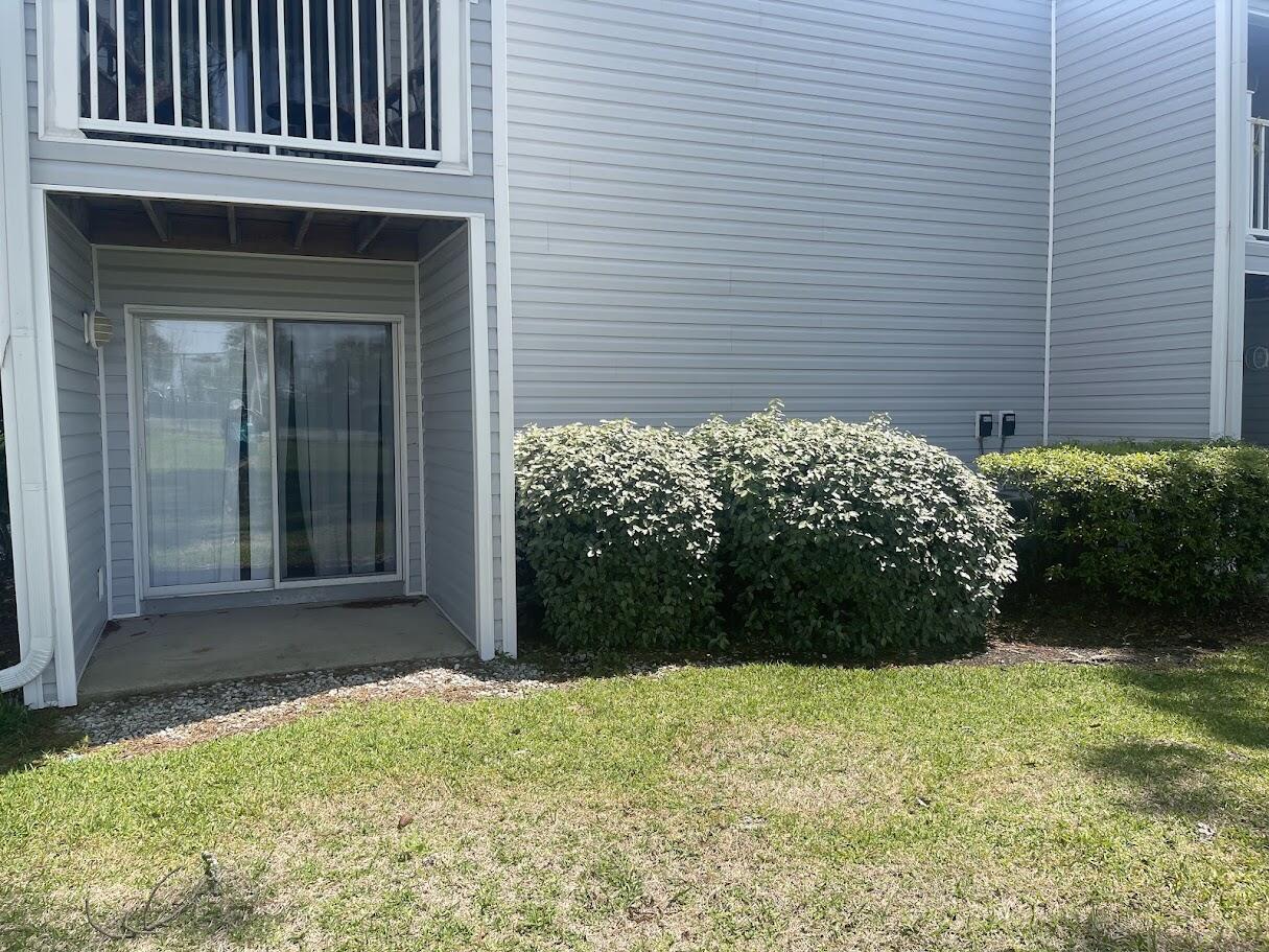 FINISTERRA CONDO - Residential