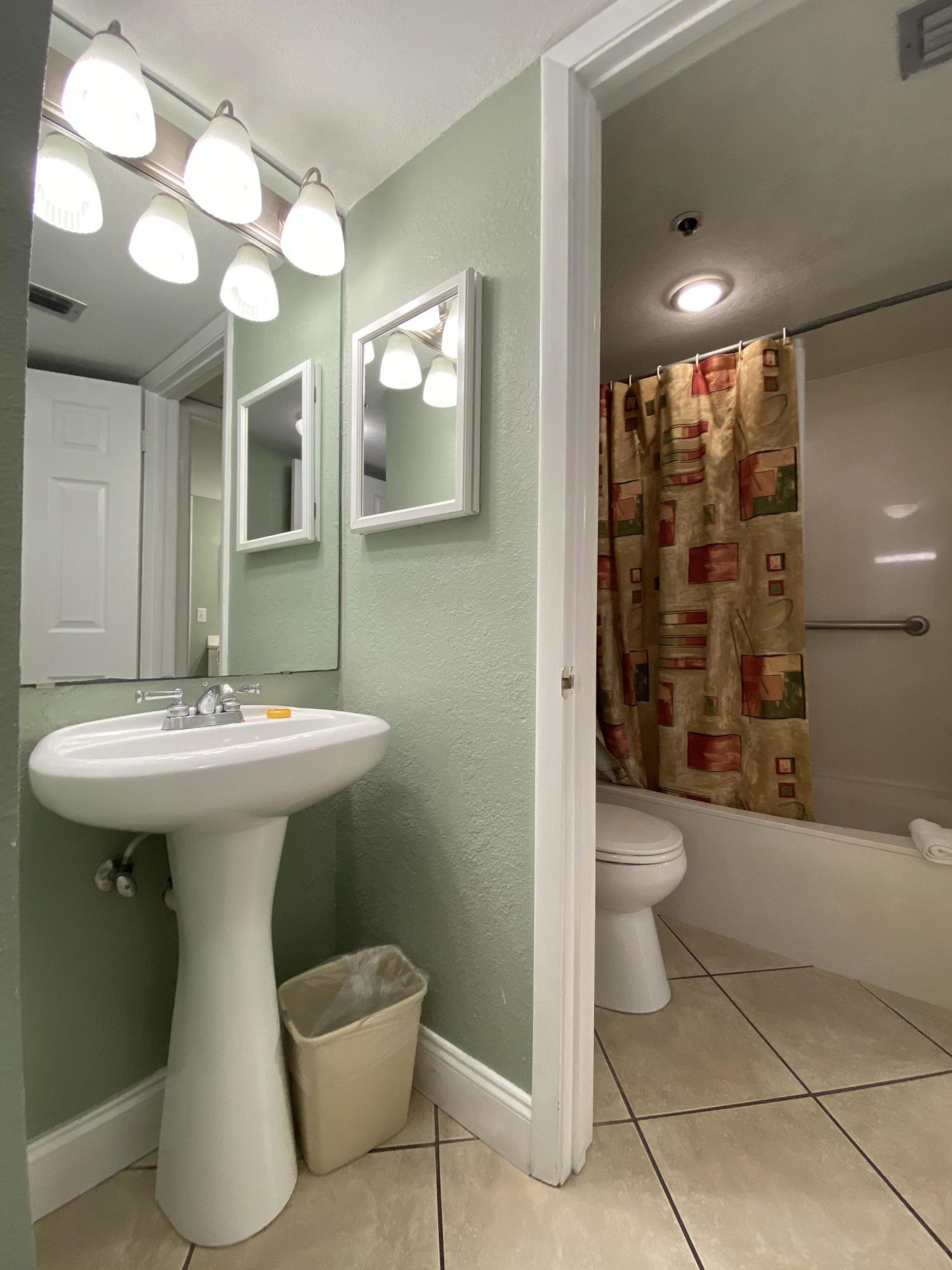 SUNDESTIN INTERNATIONAL CONDO - Residential