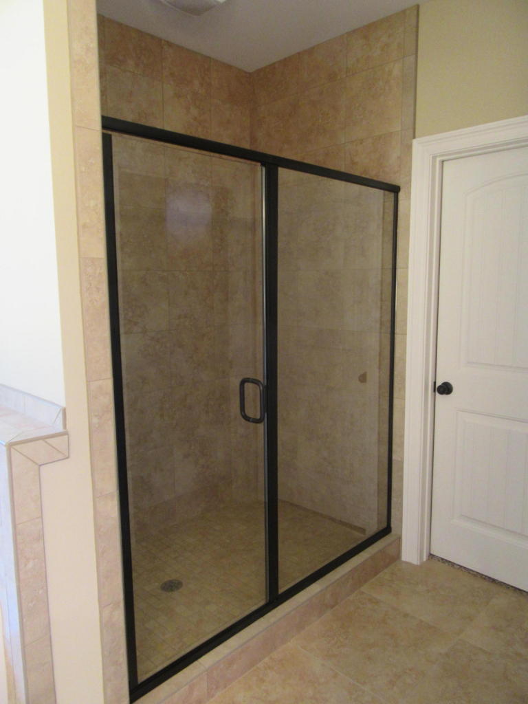 RIVERSIDE NORTH - Residential