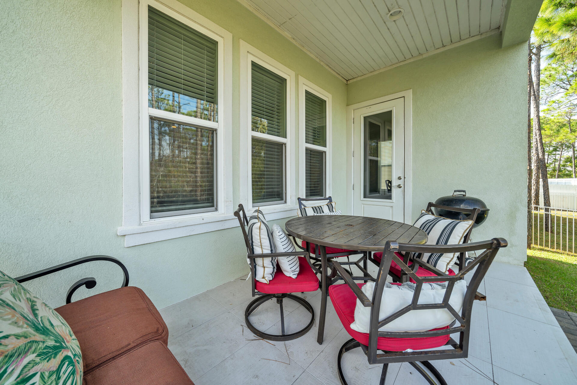 FRANGISTA BEACH 2ND ADDN - Residential