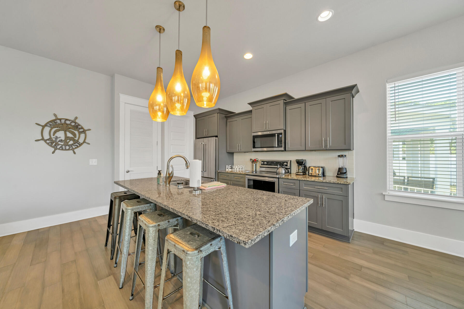 FRANGISTA BEACH 2ND ADDN - Residential