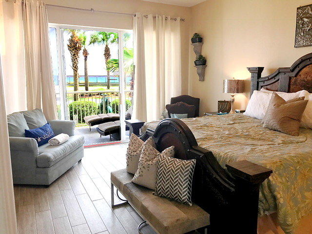 CRYSTAL VIEW CONDO - Residential