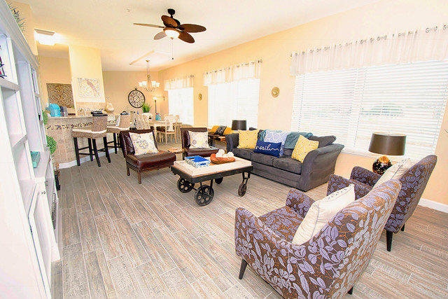 CRYSTAL VIEW CONDO - Residential