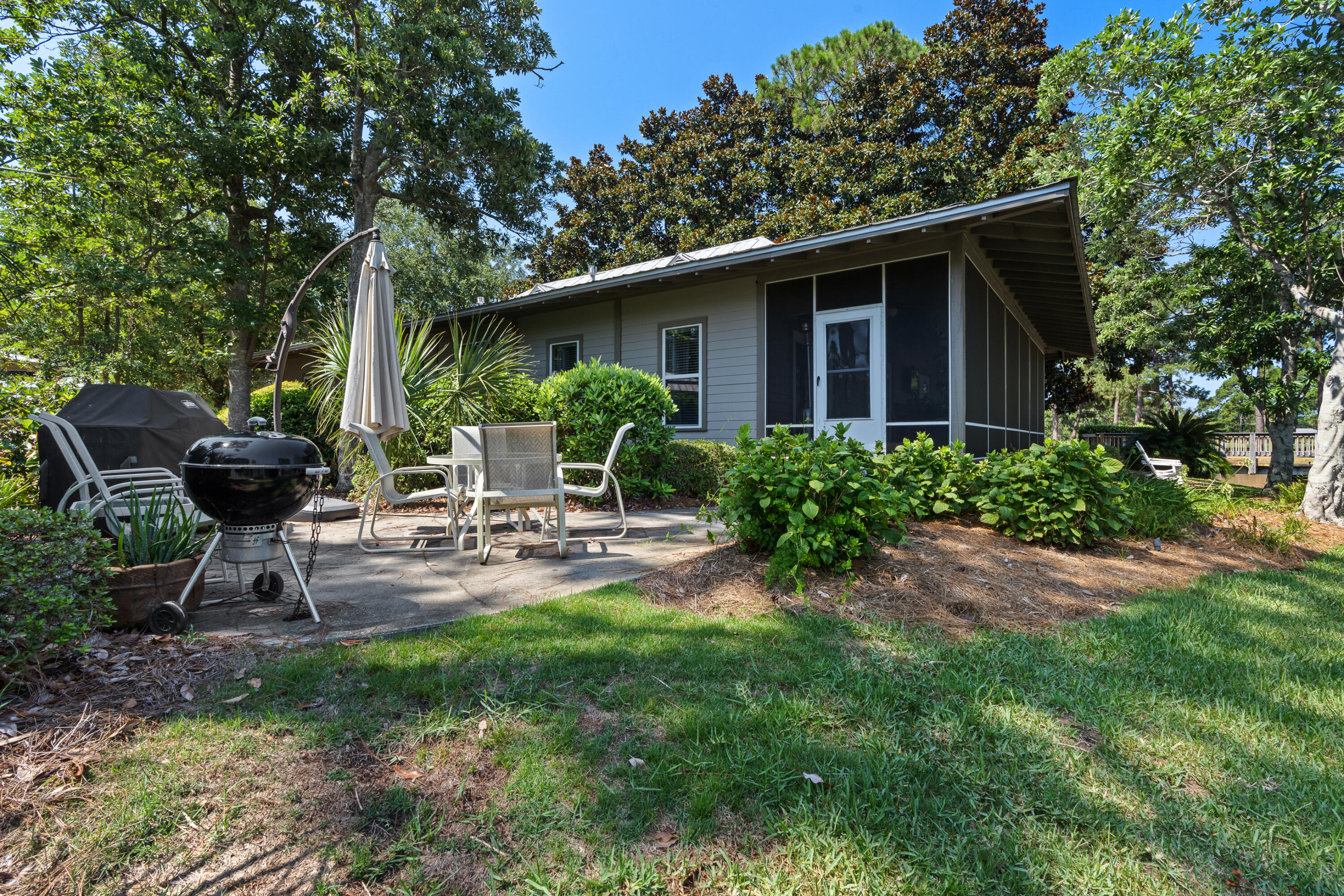 PRESTWICK PLACE - Residential