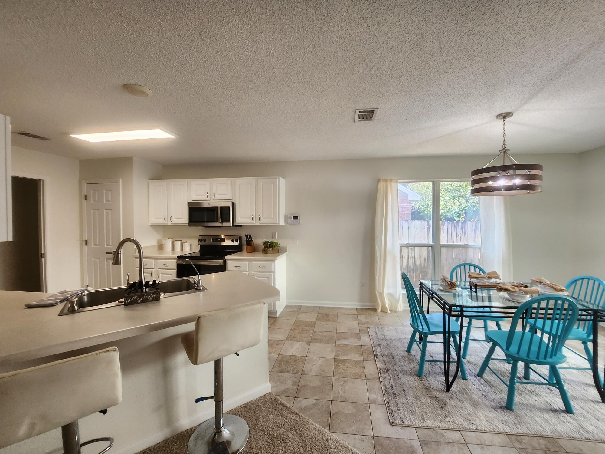 FOREST COVE 1ST ADDN - Residential