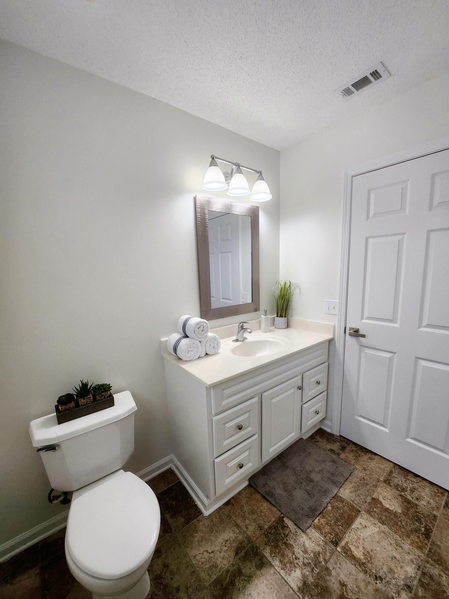 FOREST COVE 1ST ADDN - Residential