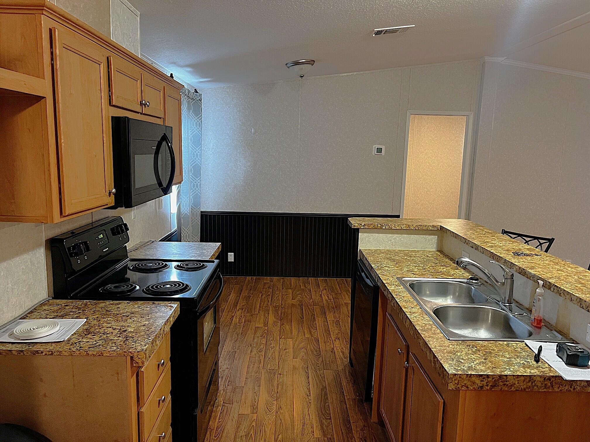 KING LAKE ESTATES - Residential