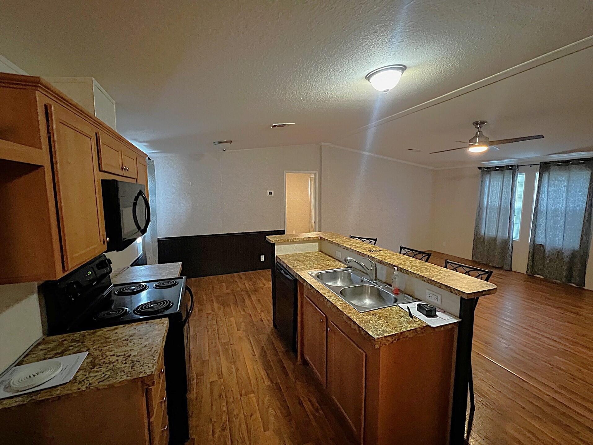 KING LAKE ESTATES - Residential