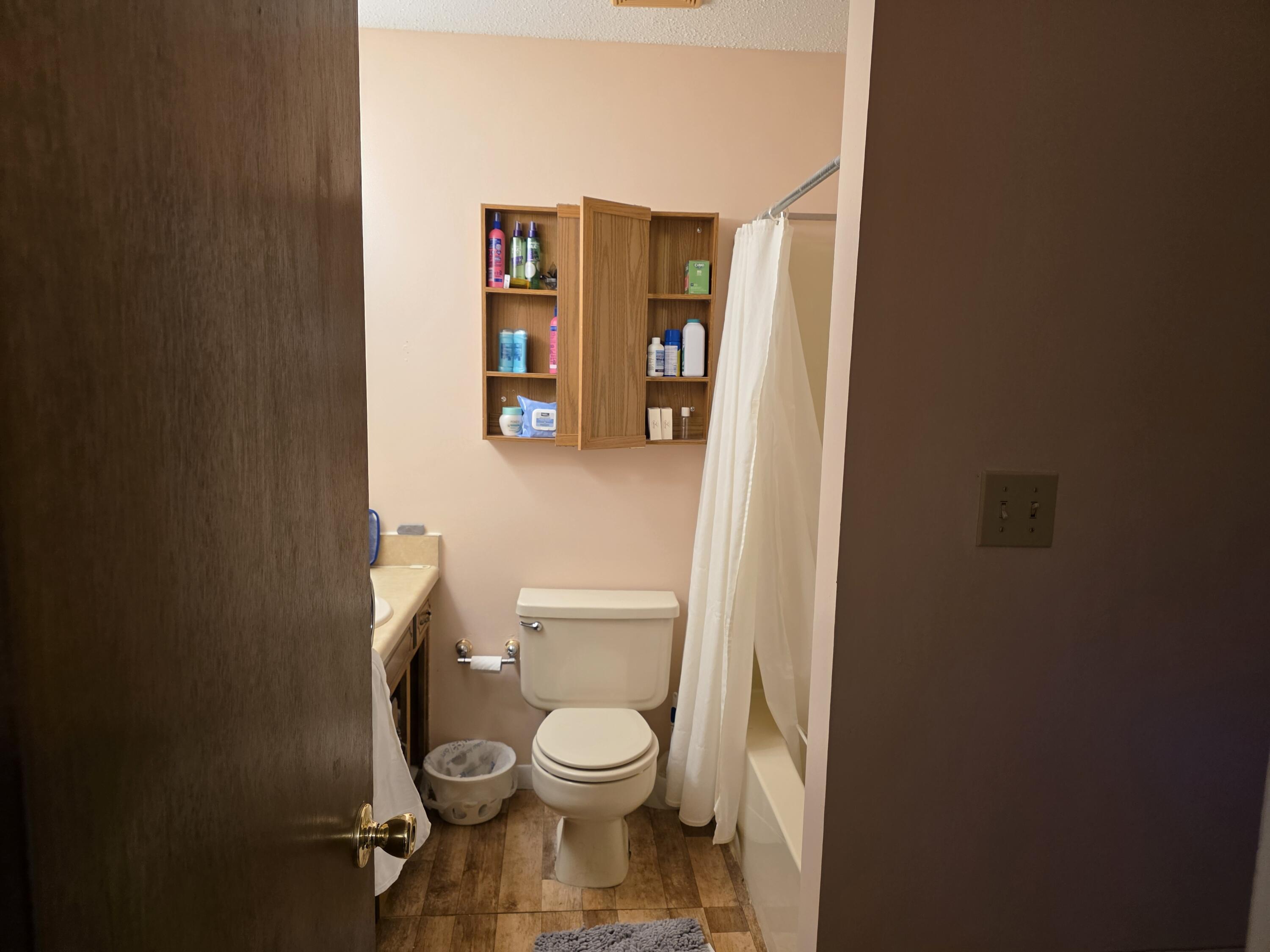 MCLAUGHLIN & HARRIS - Residential