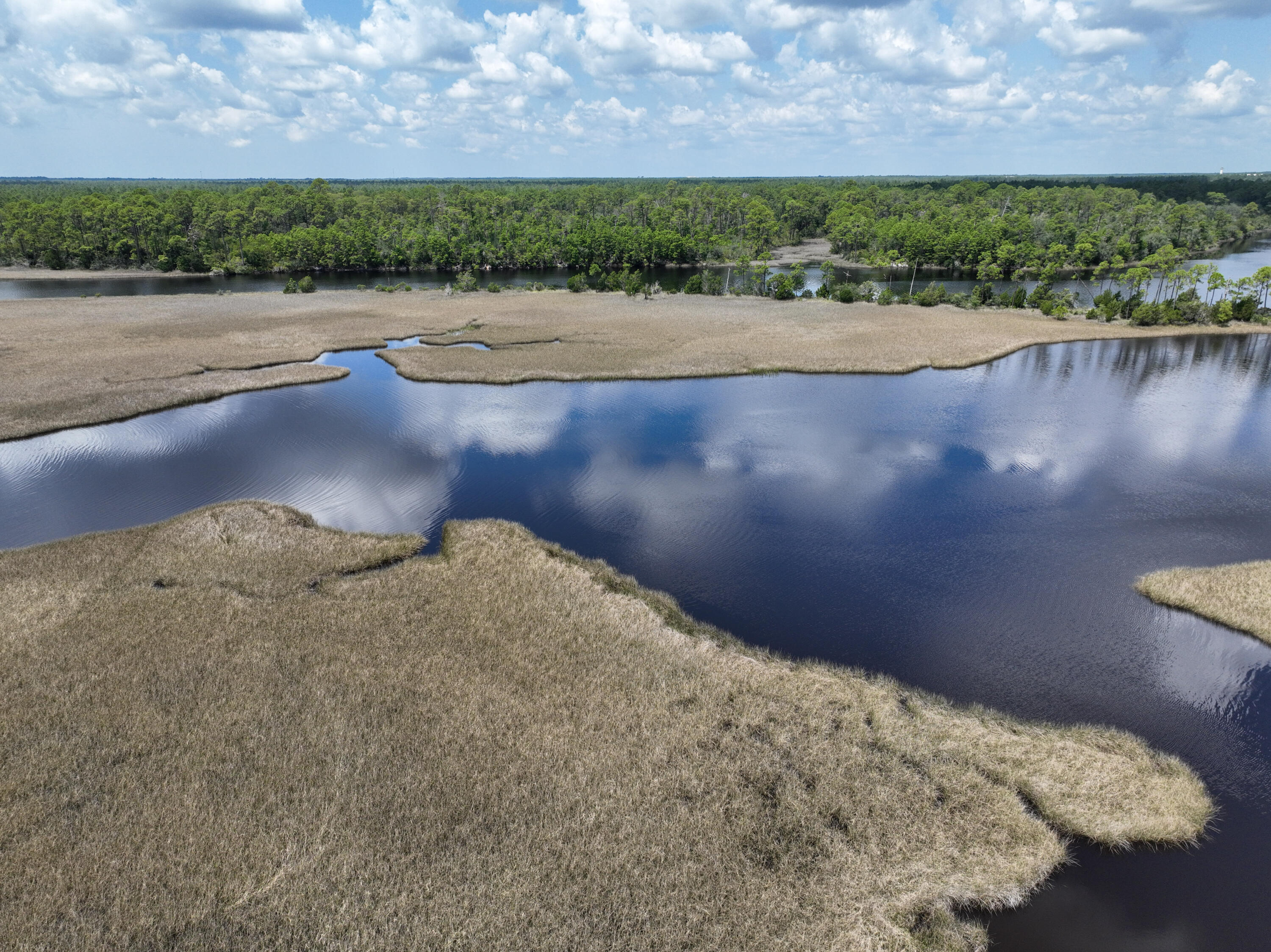 BURNT MILL CREEK - Residential