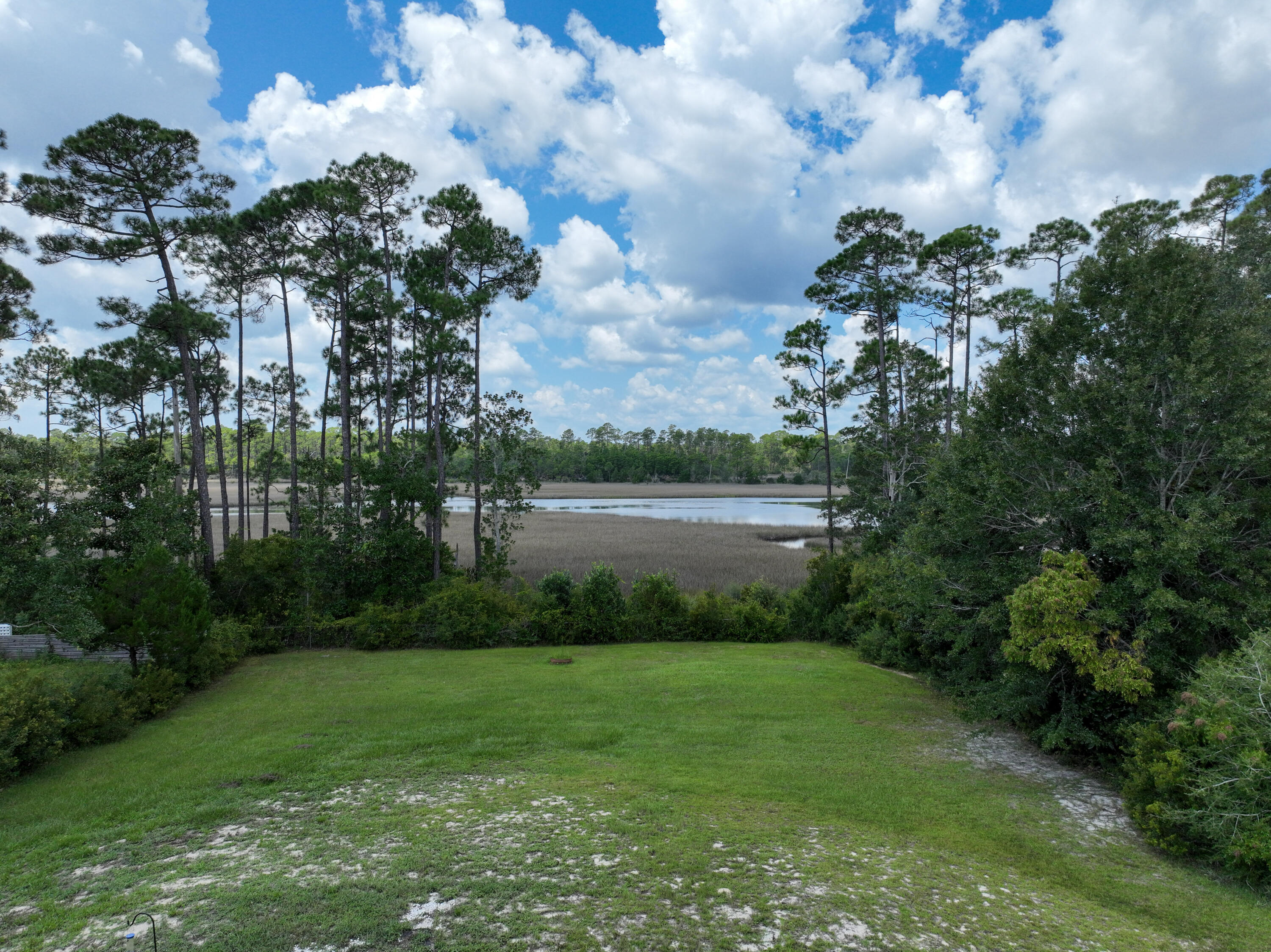 BURNT MILL CREEK - Residential