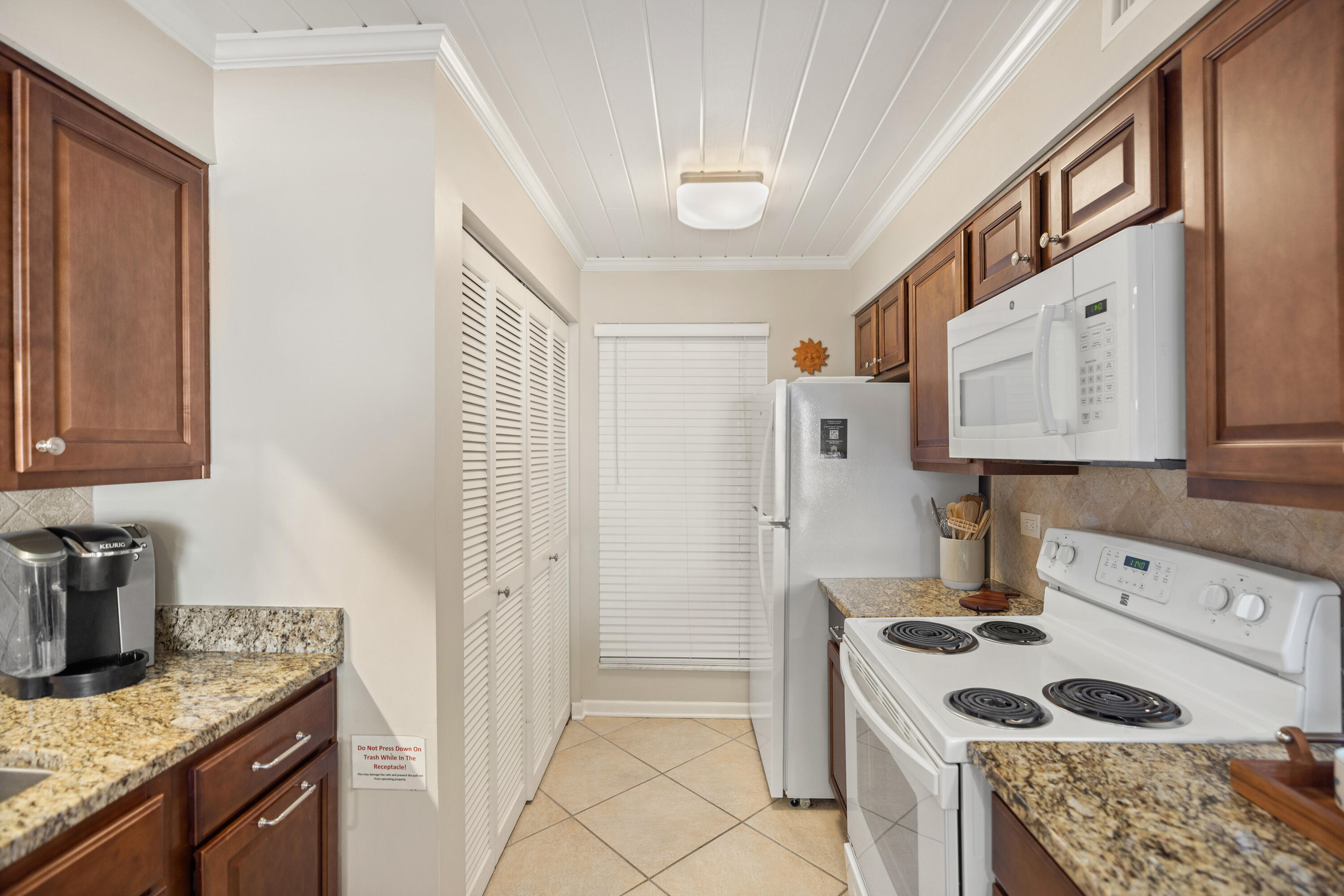 MAINSAIL CONDO PH 1 - Residential