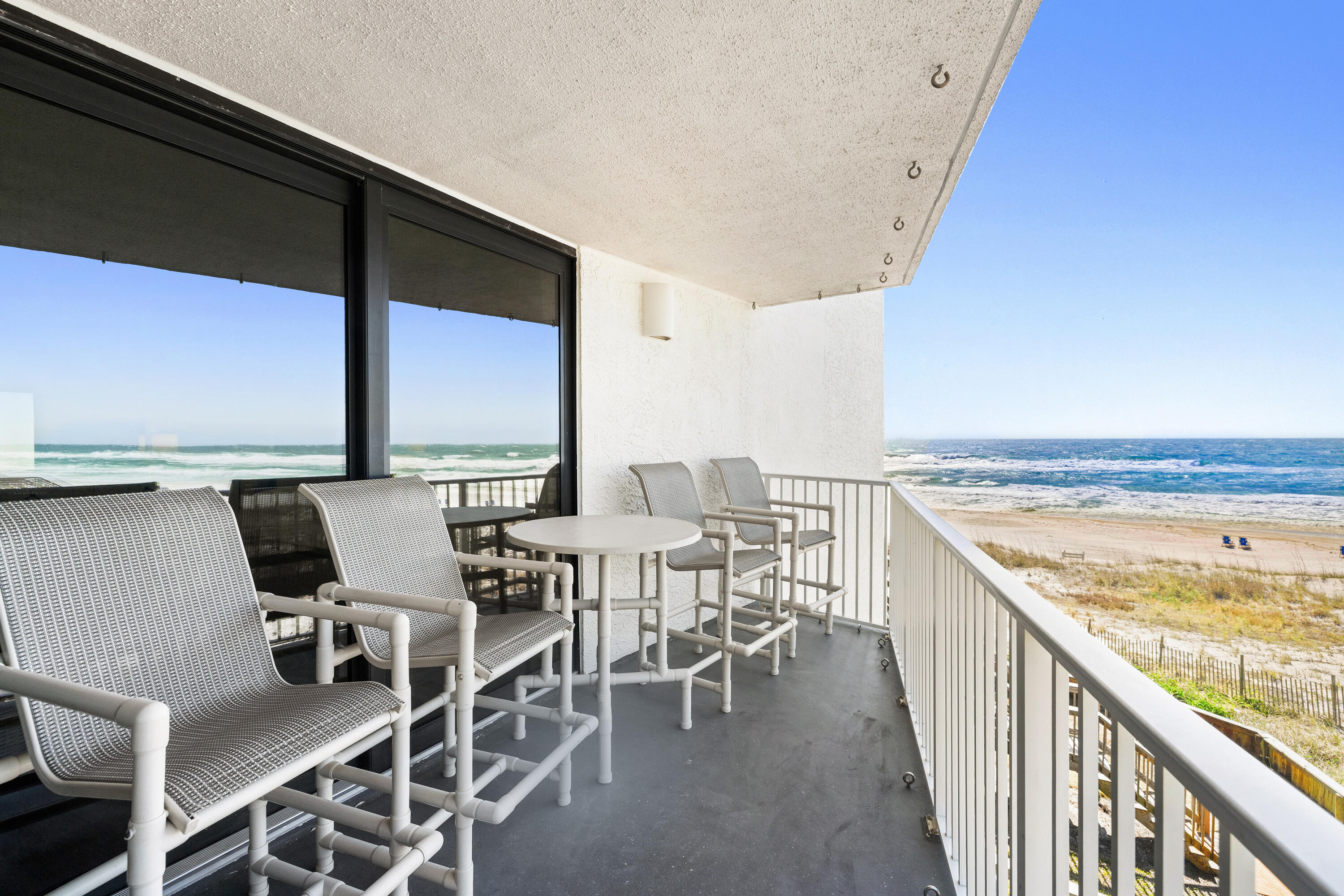 MAINSAIL CONDO PH 1 - Residential