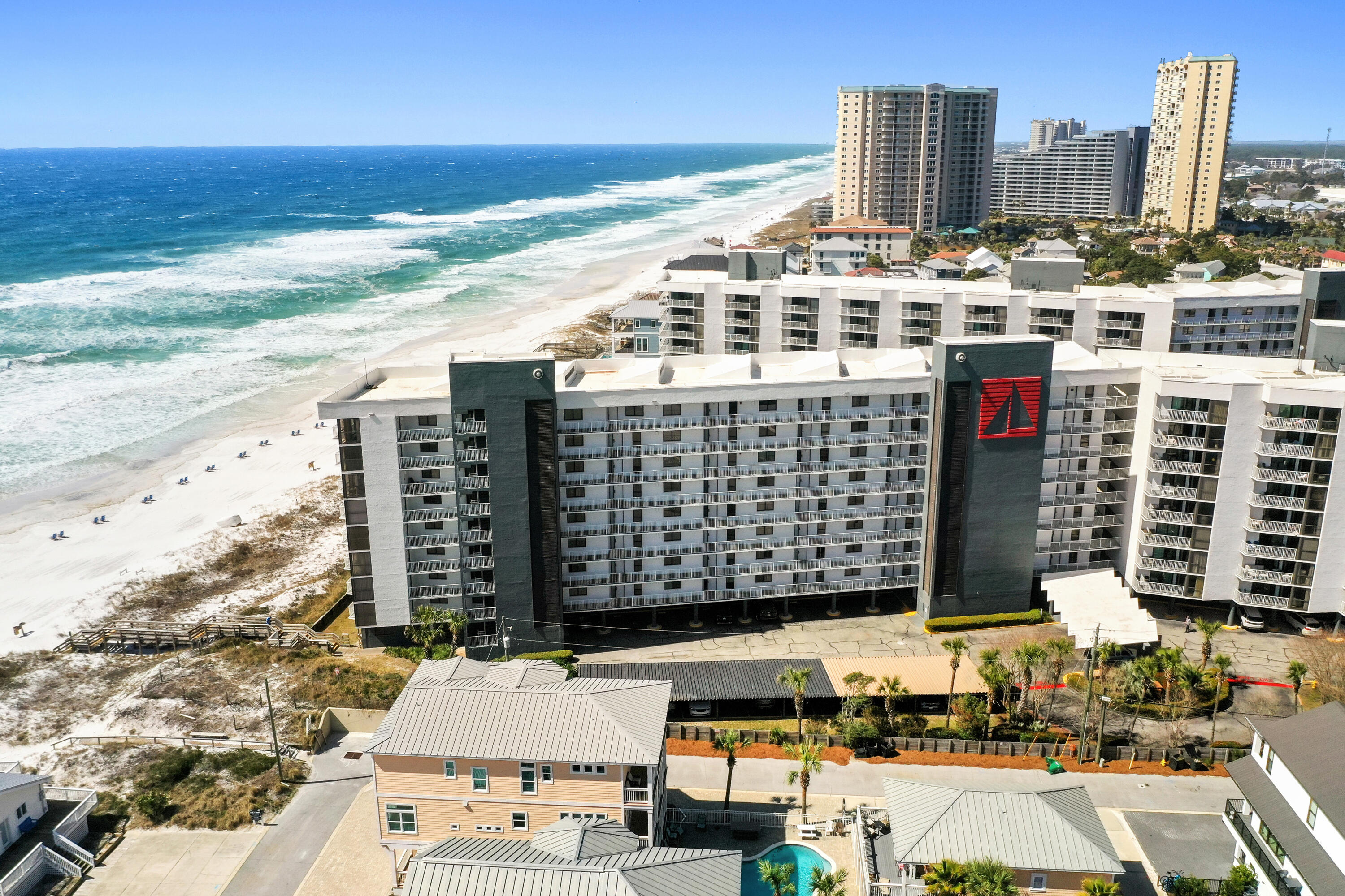 MAINSAIL CONDO PH 1 - Residential