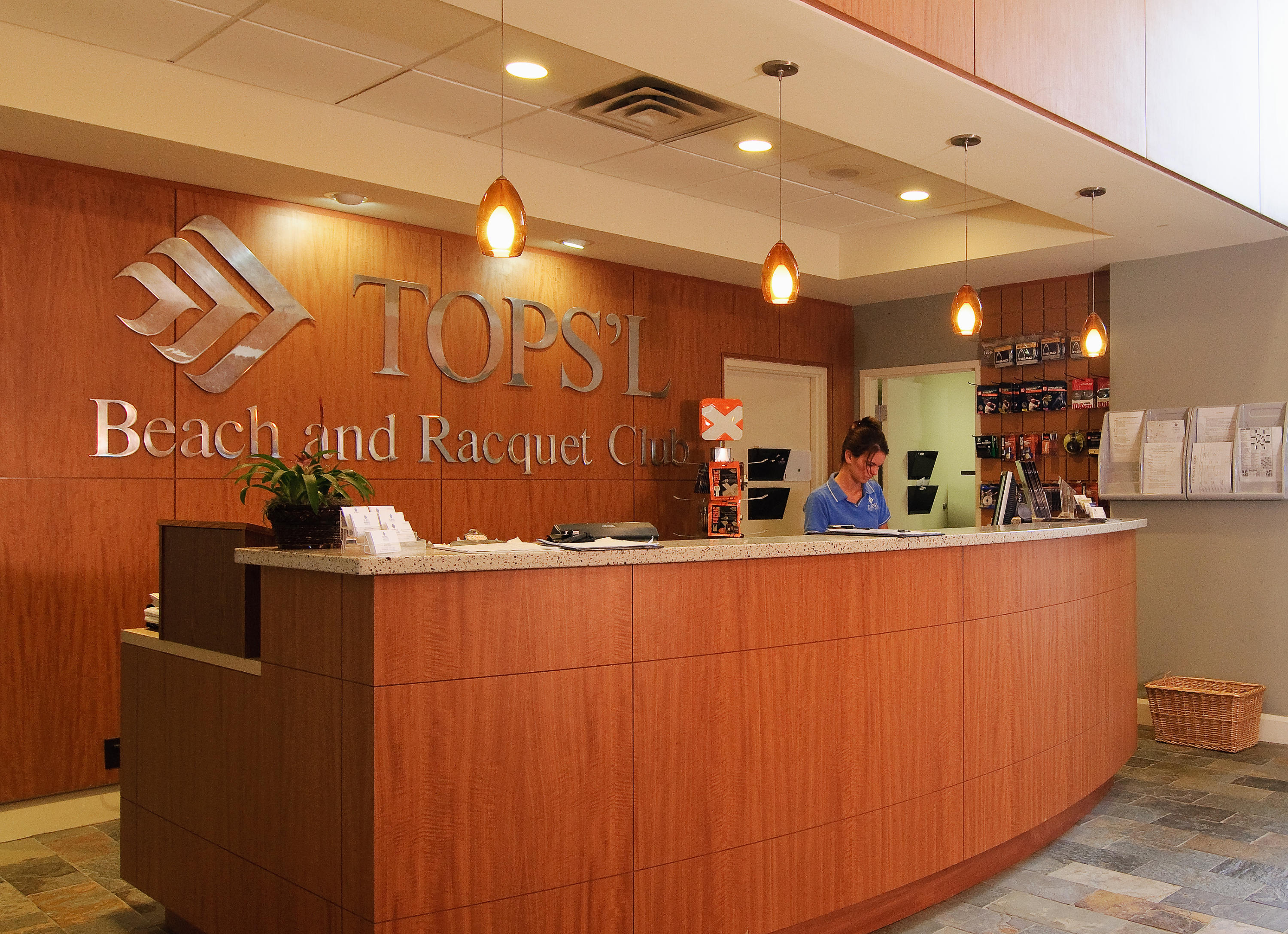 SUMMIT AT TOPS'L CONDO, THE - Residential