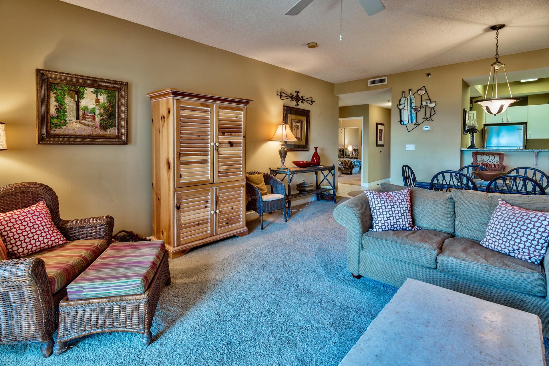SUMMIT AT TOPS'L CONDO, THE - Residential