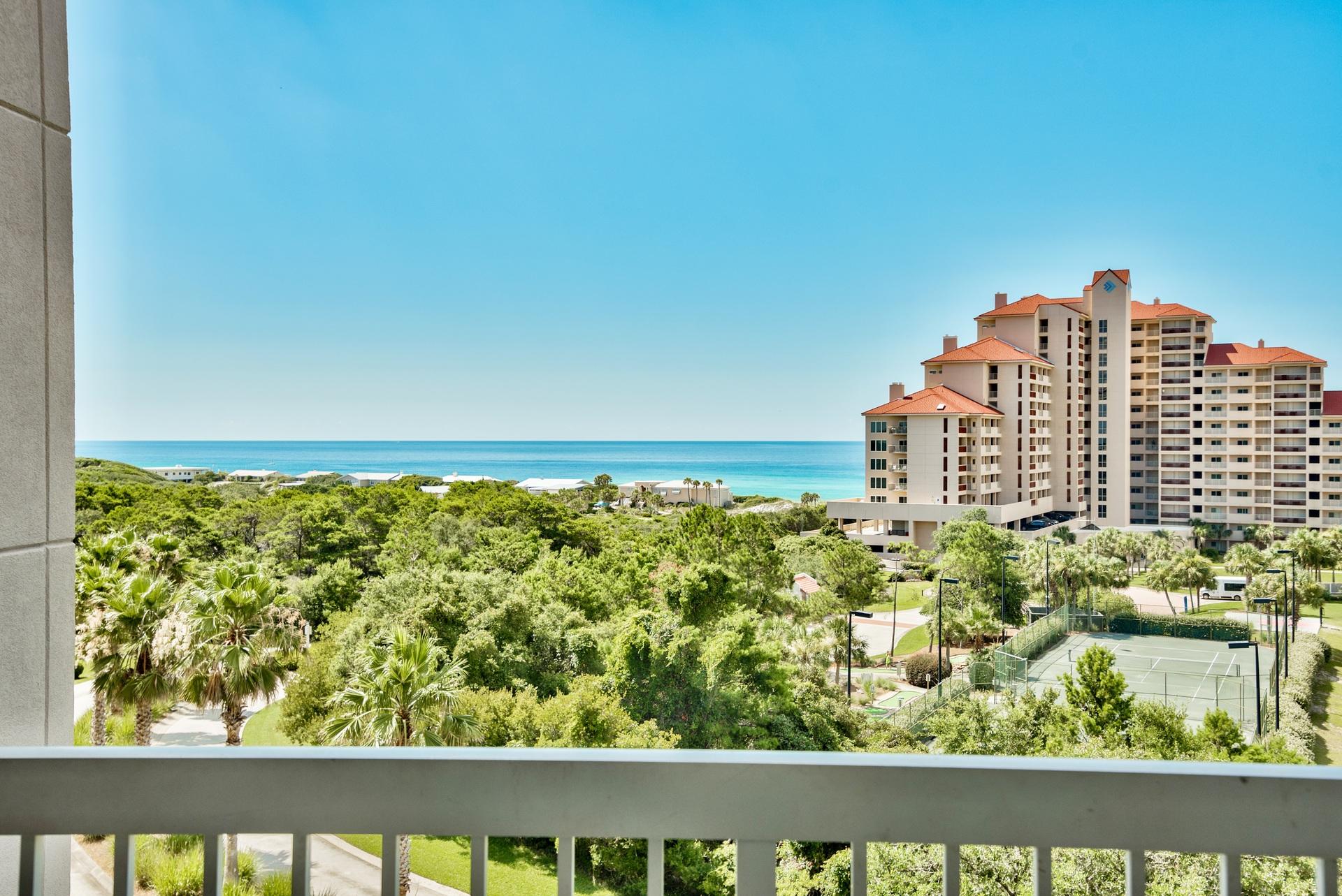 SUMMIT AT TOPS'L CONDO, THE - Residential