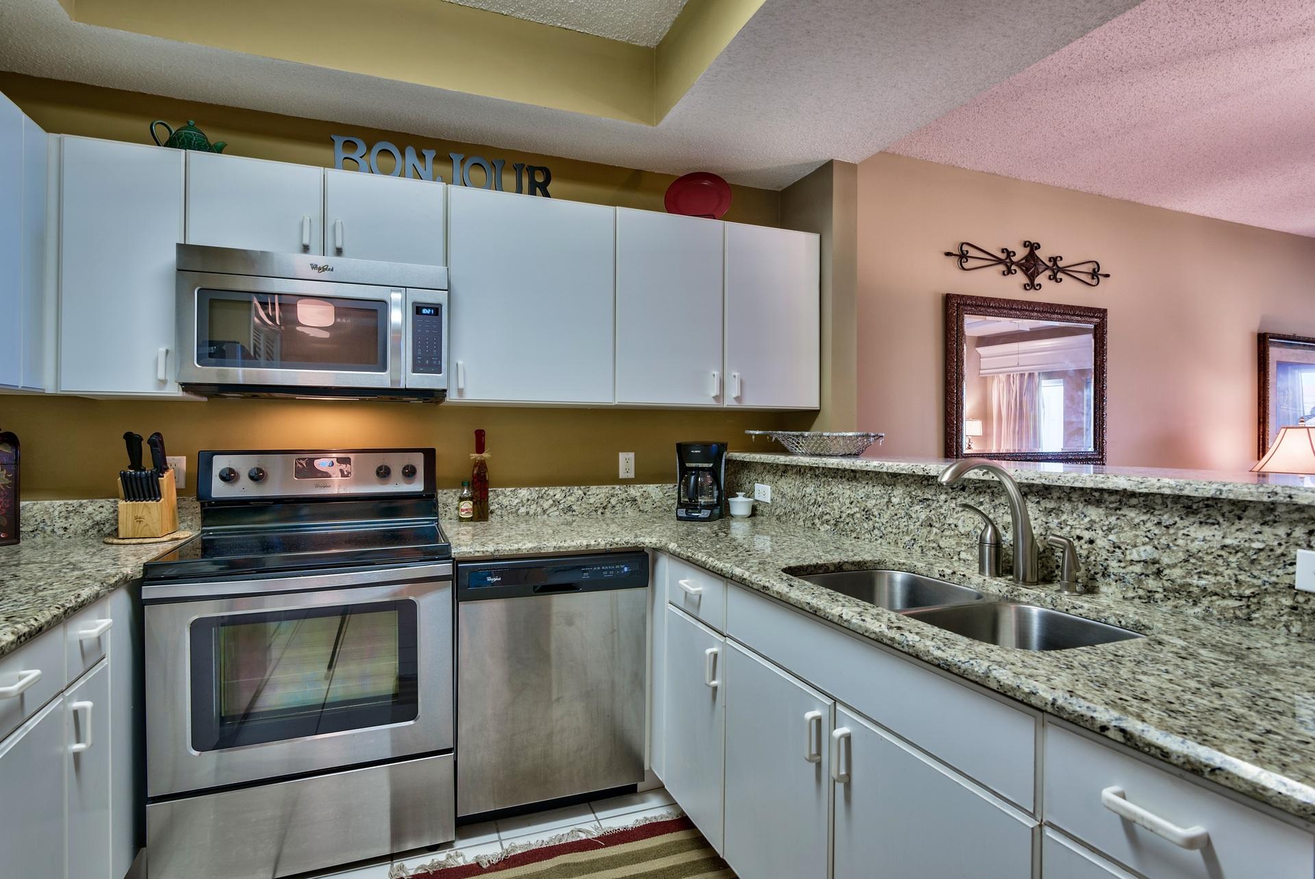 SUMMIT AT TOPS'L CONDO, THE - Residential