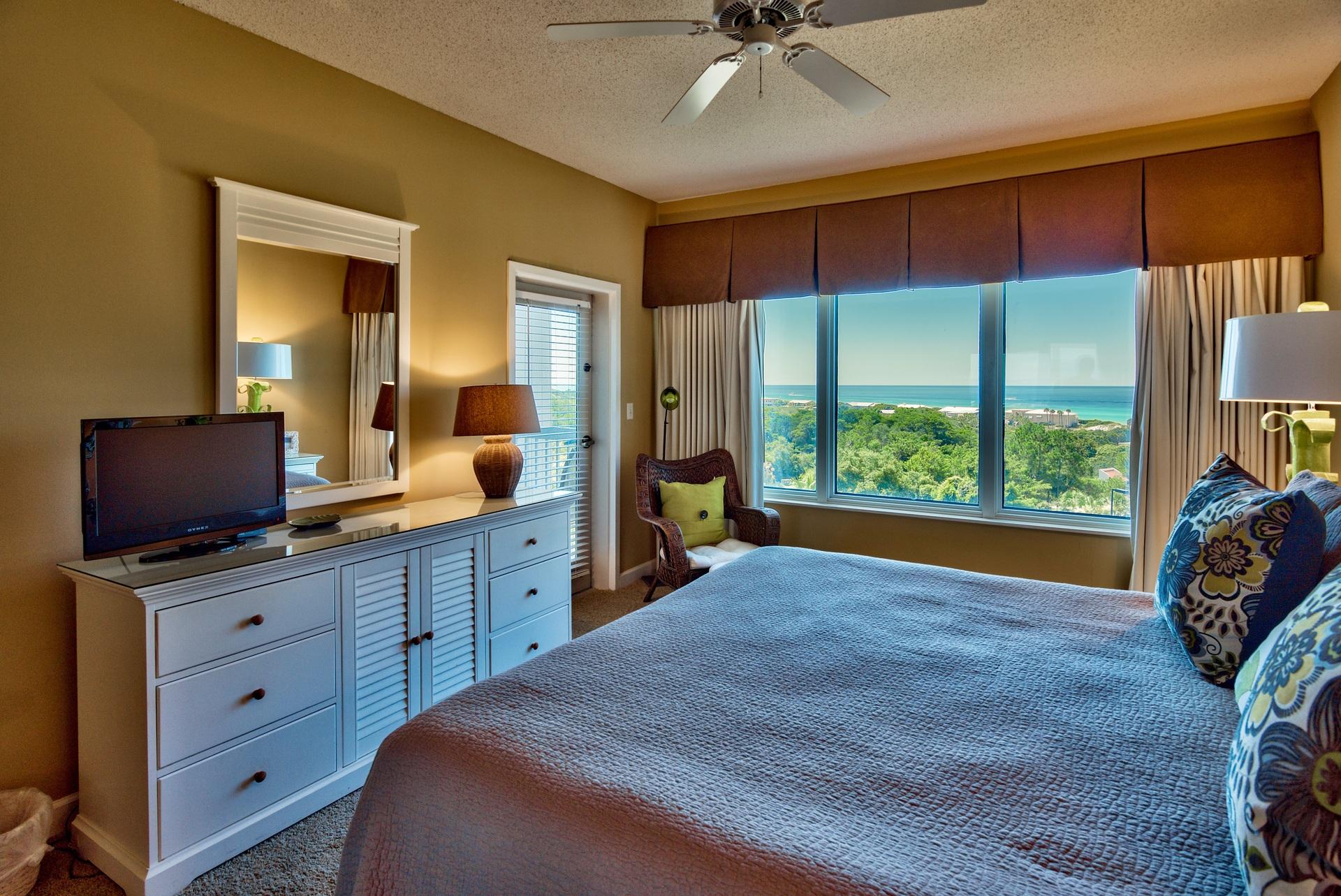 SUMMIT AT TOPS'L CONDO, THE - Residential