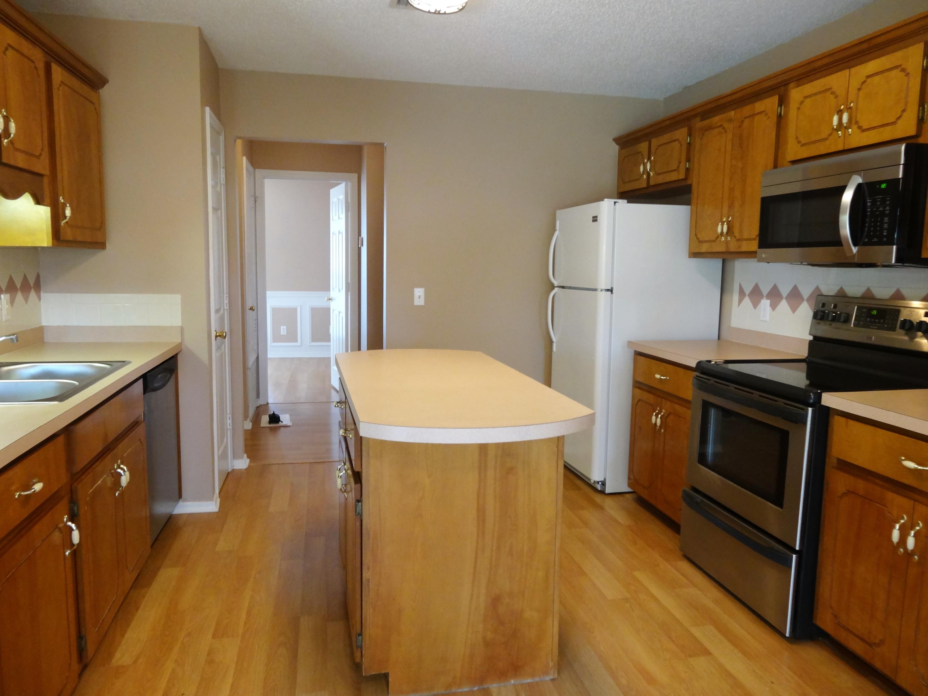PARKWOOD SQUARE PH 2 - Residential