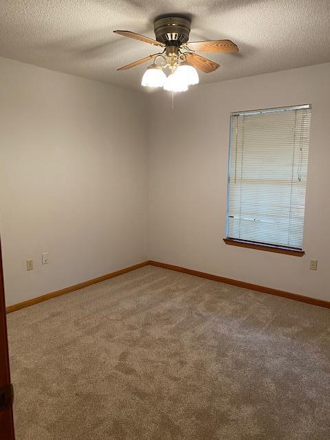 CREEKSIDE 4 - Residential Lease