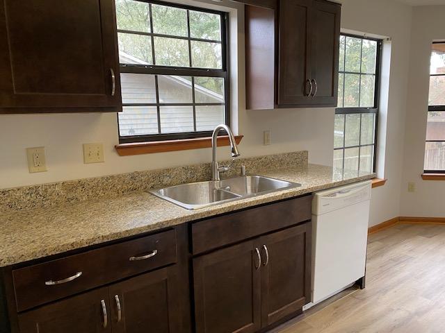 CREEKSIDE 4 - Residential Lease