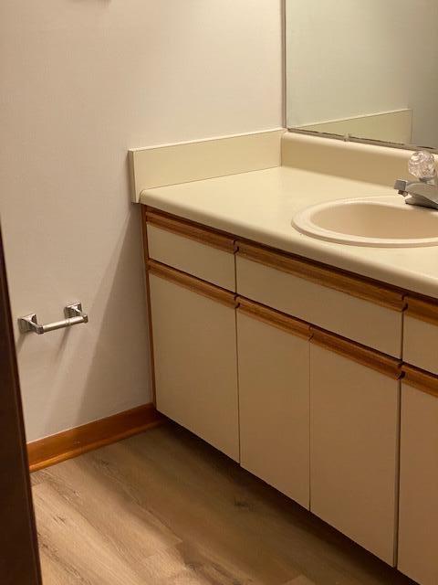 CREEKSIDE 4 - Residential Lease