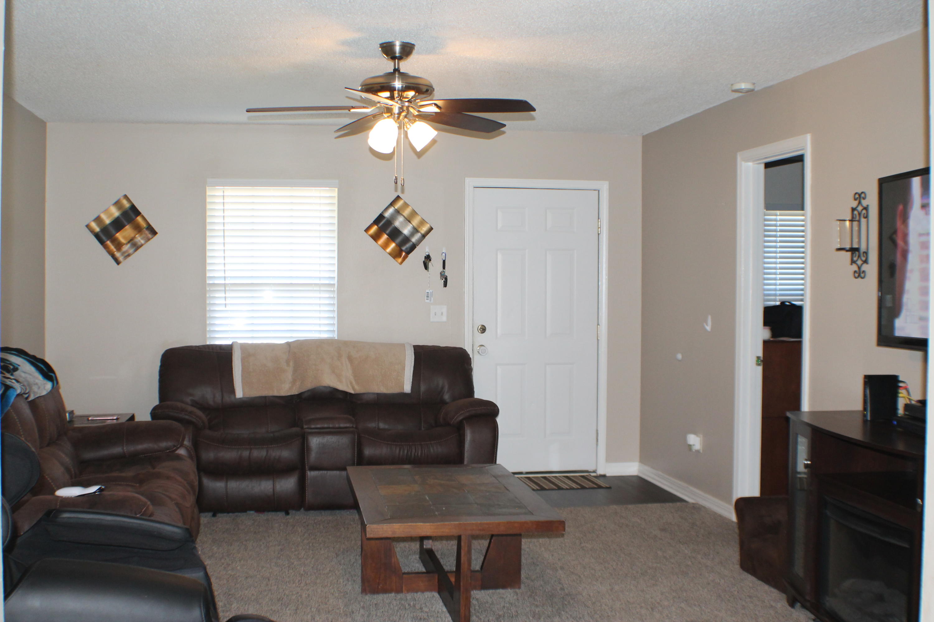 THE PINES - Residential