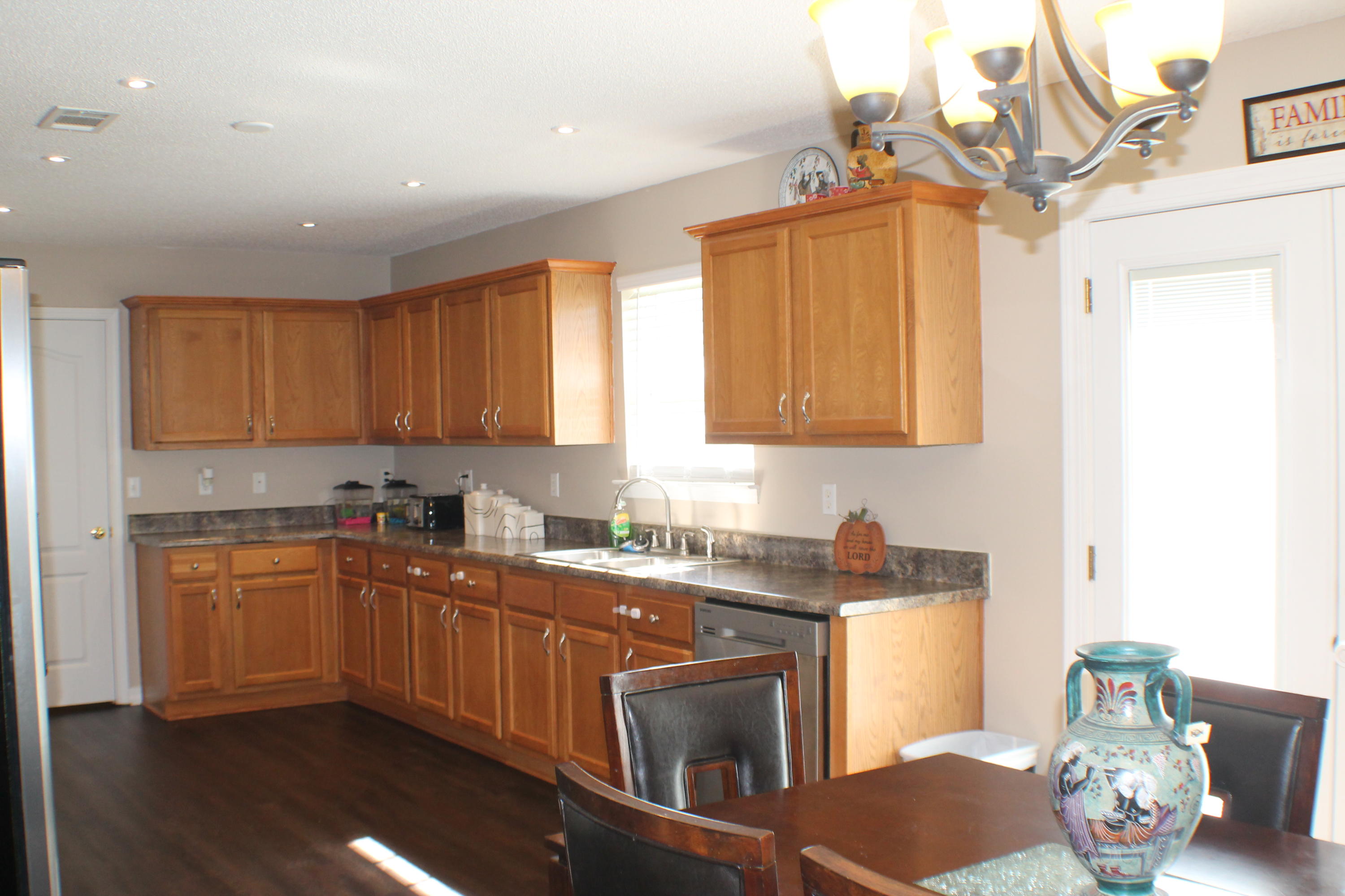 THE PINES - Residential