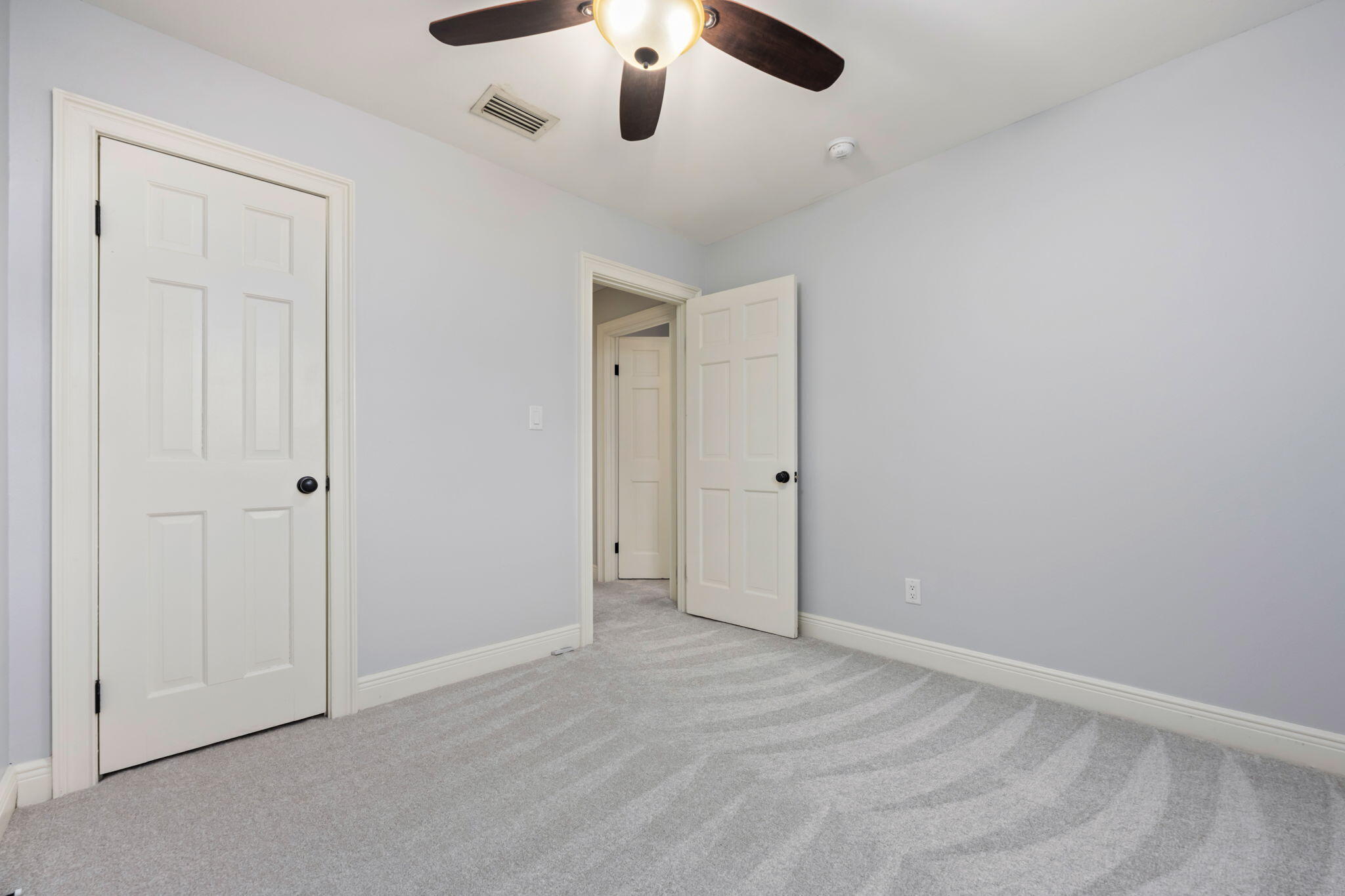 LAKE LORRAINE ESTATES - Residential
