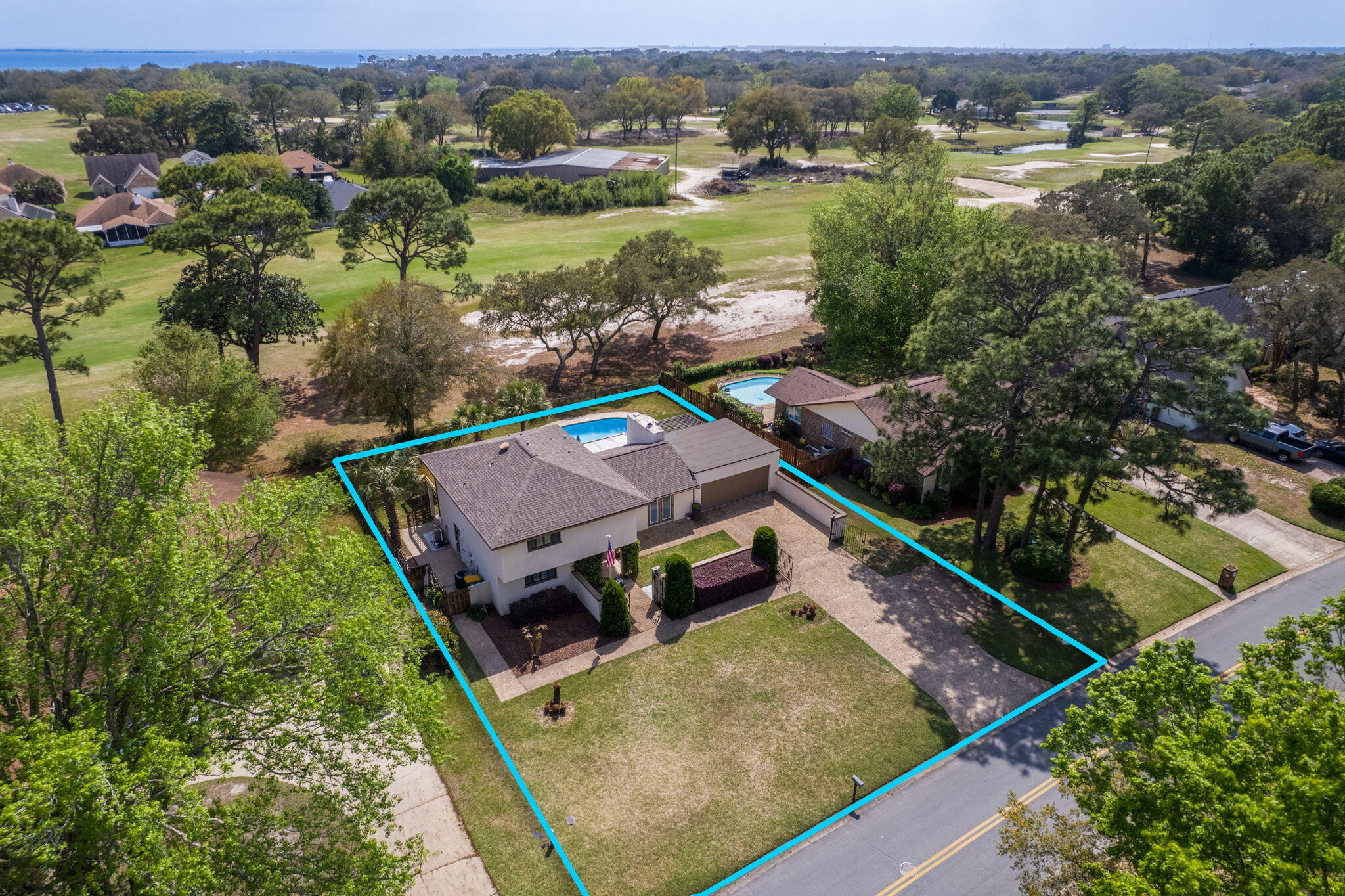 LAKE LORRAINE ESTATES - Residential