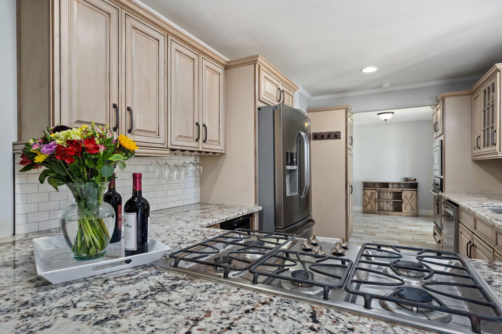 LAKE LORRAINE ESTATES - Residential
