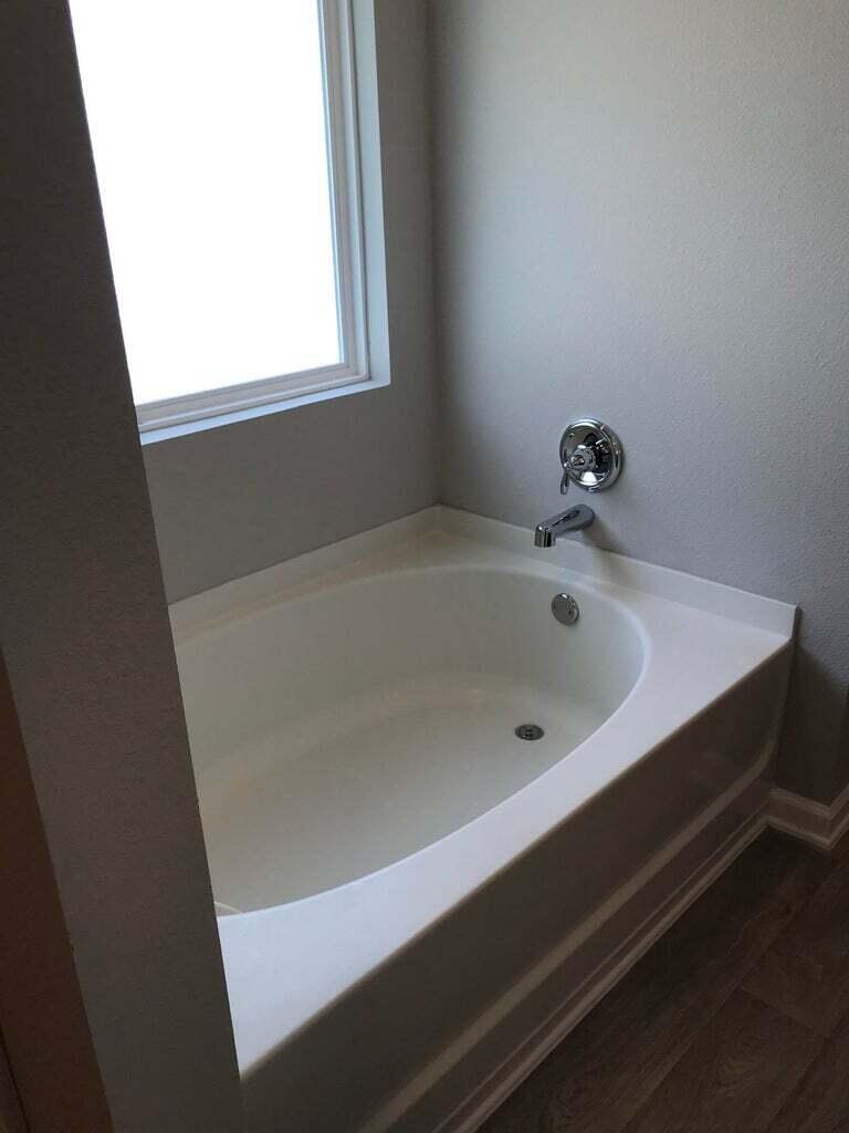 HAMMOCK BAY - Residential Lease