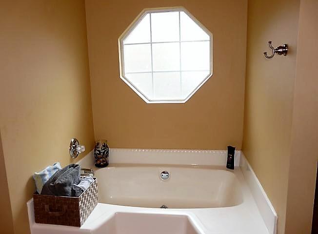 FOX VALLEY - Residential