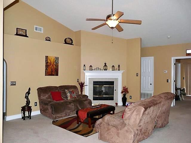 FOX VALLEY - Residential