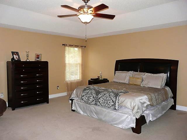 FOX VALLEY - Residential