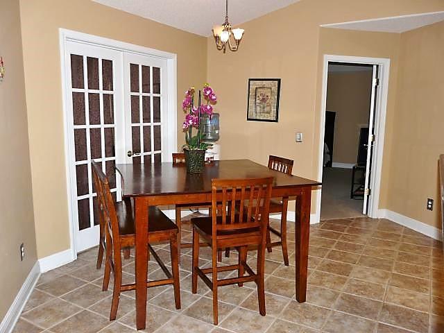 FOX VALLEY - Residential