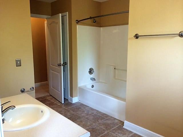 FOX VALLEY - Residential