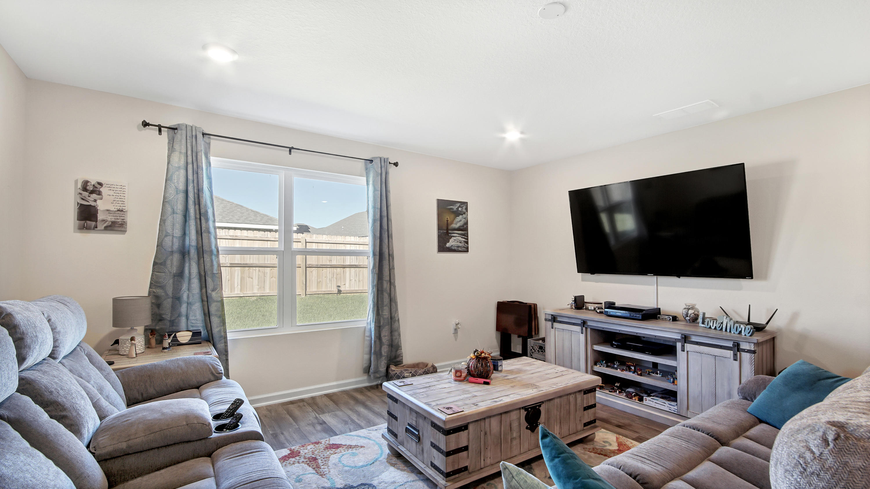 Redstone Commons - Residential